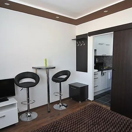 Apartment Saris