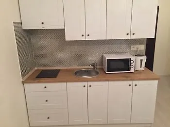 Apartment Saris